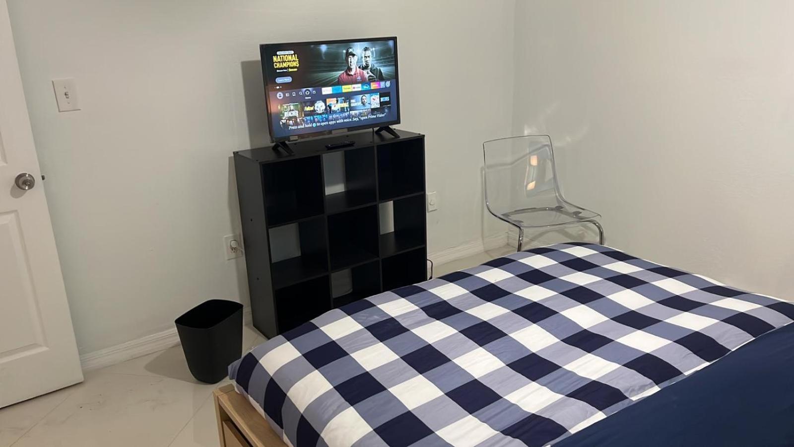 Beautiful, Fully Furnished 4Bed 2Bath House - 5 Minute Walk To Miracle Mile Downtown Coral Gables Villa Miami Eksteriør billede