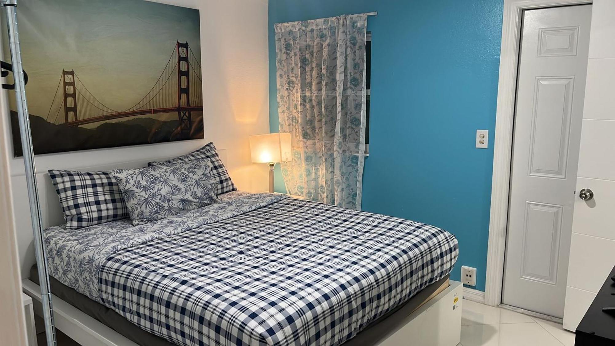 Beautiful, Fully Furnished 4Bed 2Bath House - 5 Minute Walk To Miracle Mile Downtown Coral Gables Villa Miami Eksteriør billede